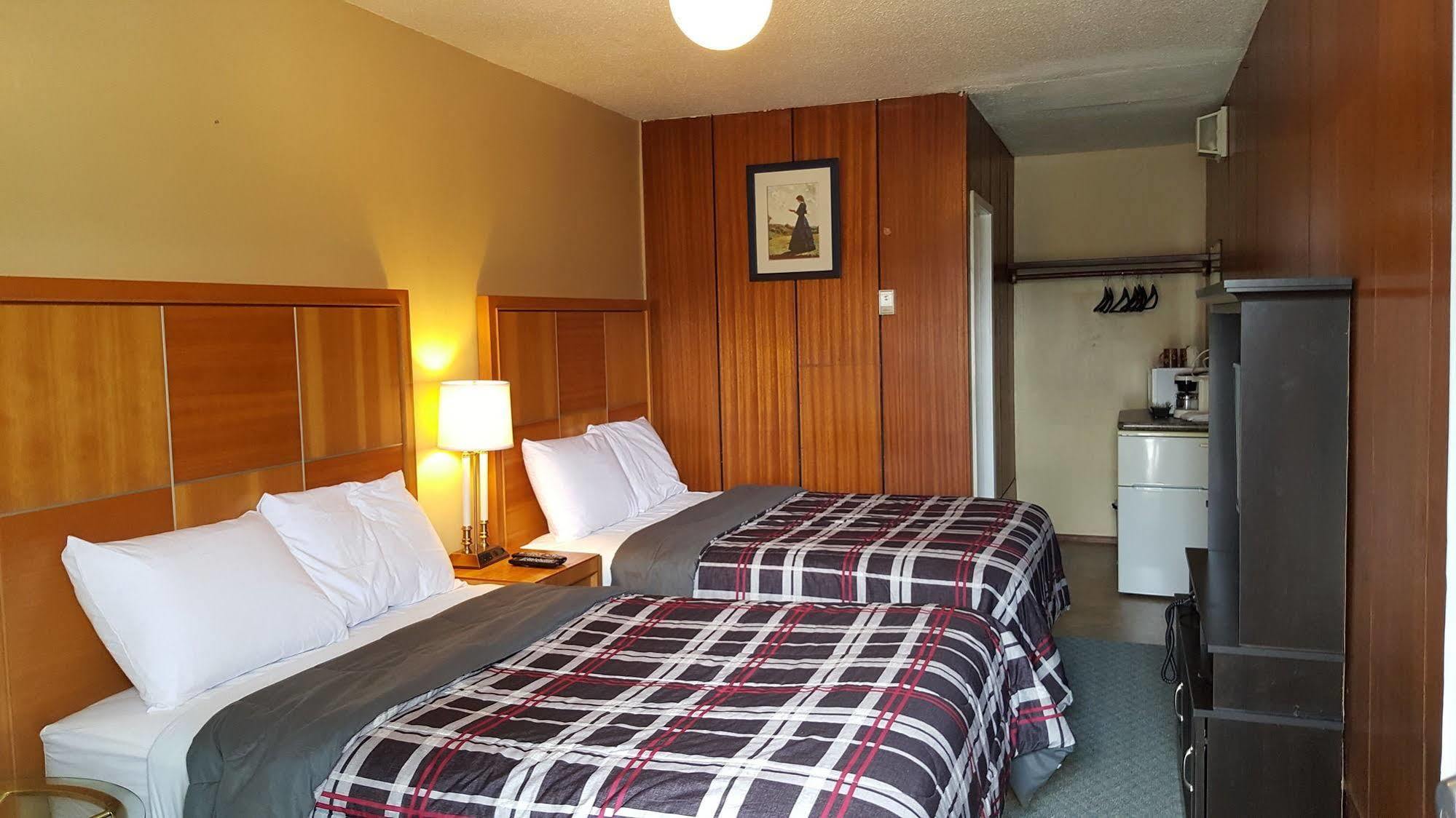 Plaza Motel Penticton Dış mekan fotoğraf