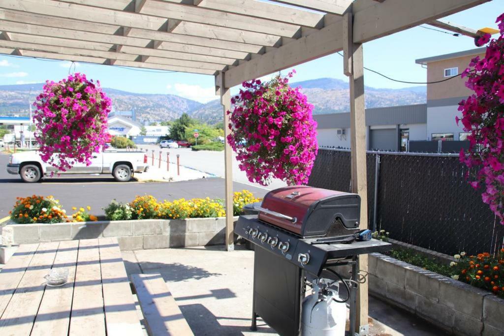 Plaza Motel Penticton Dış mekan fotoğraf