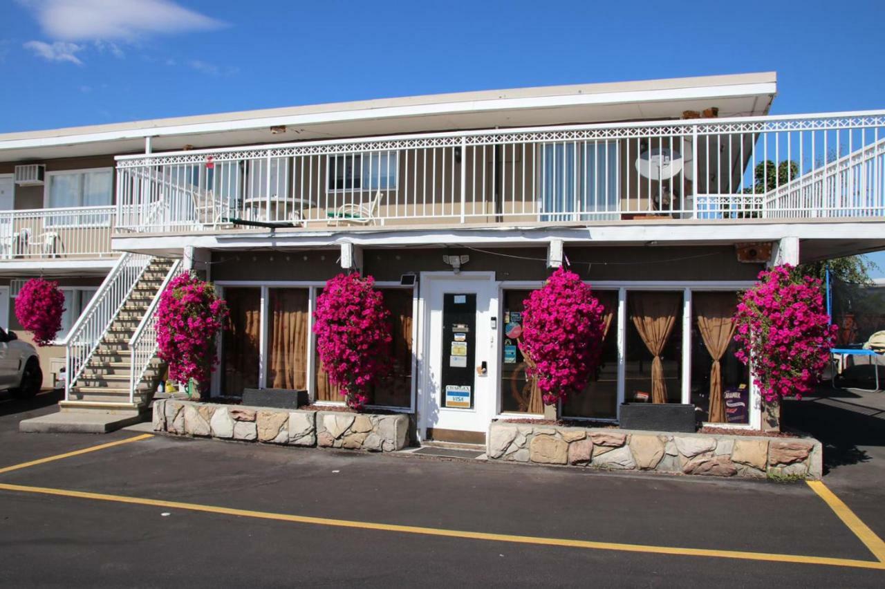 Plaza Motel Penticton Dış mekan fotoğraf